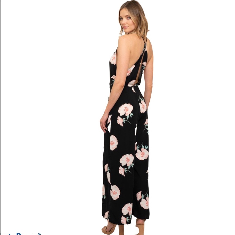 Floral Romper - Picture 2 of 7